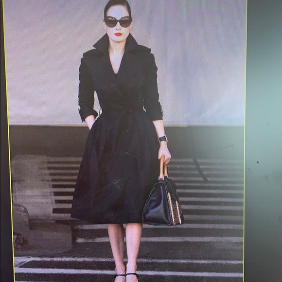 Dita Von Teese Vip Trench Coat 